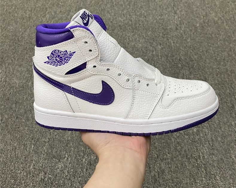 Tênis Nike Air Jordan 1