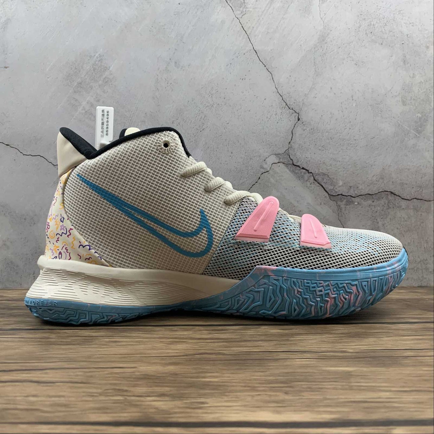 Tênis Nike Kyrie 7
