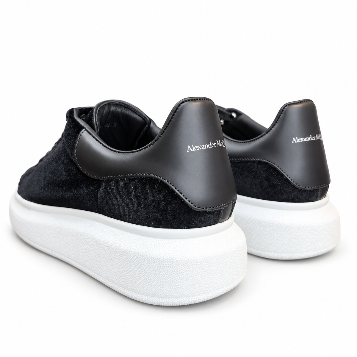 Alexander McQueen Oversized Velvet (BR: 43)
