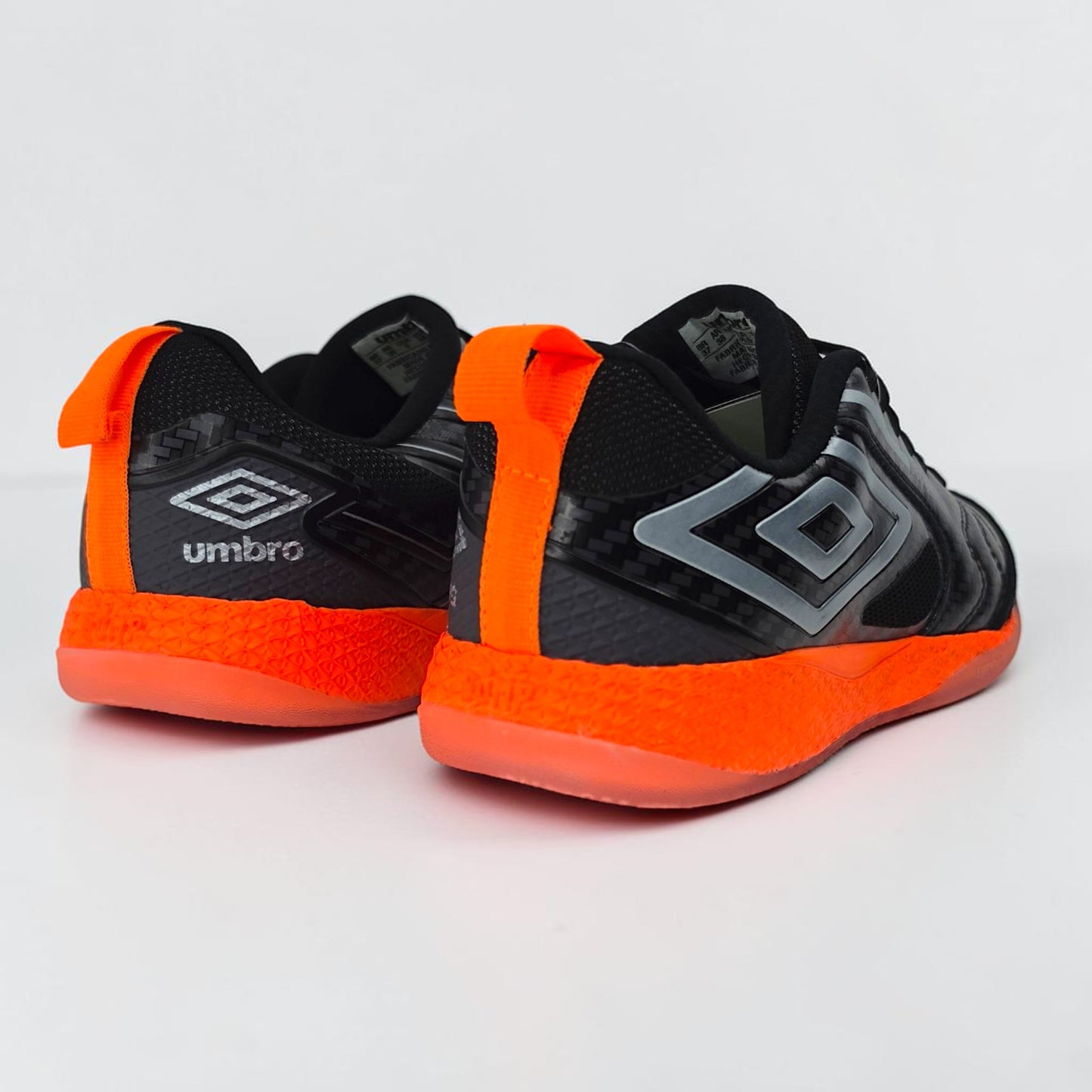 Umbro Pro 5 Bump Futsal - Negro/Naranjado