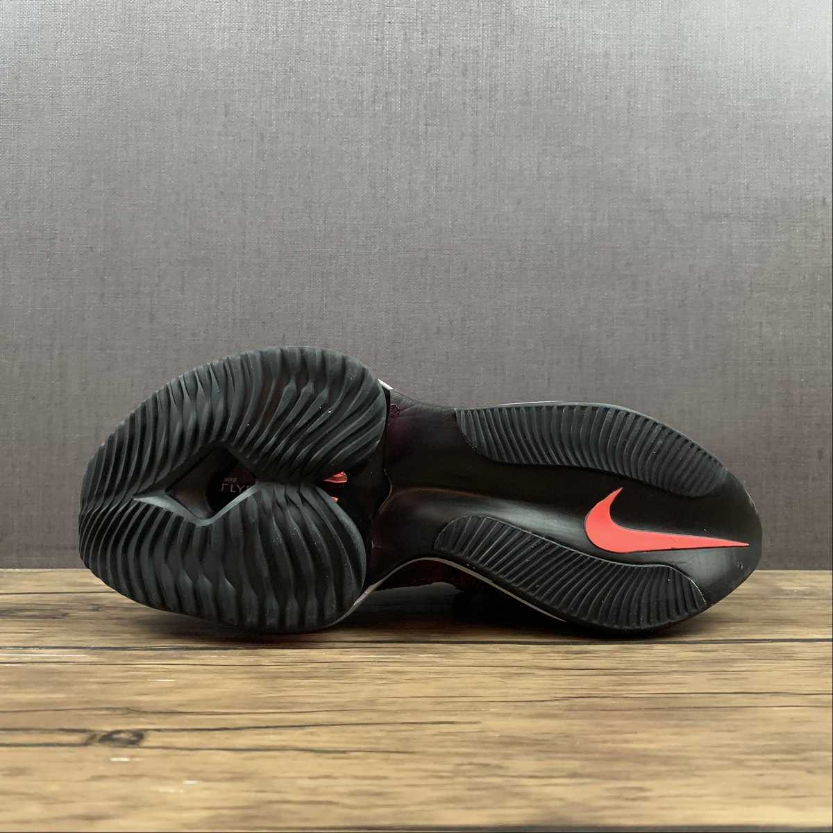 Nike Zoom Tempo Next%