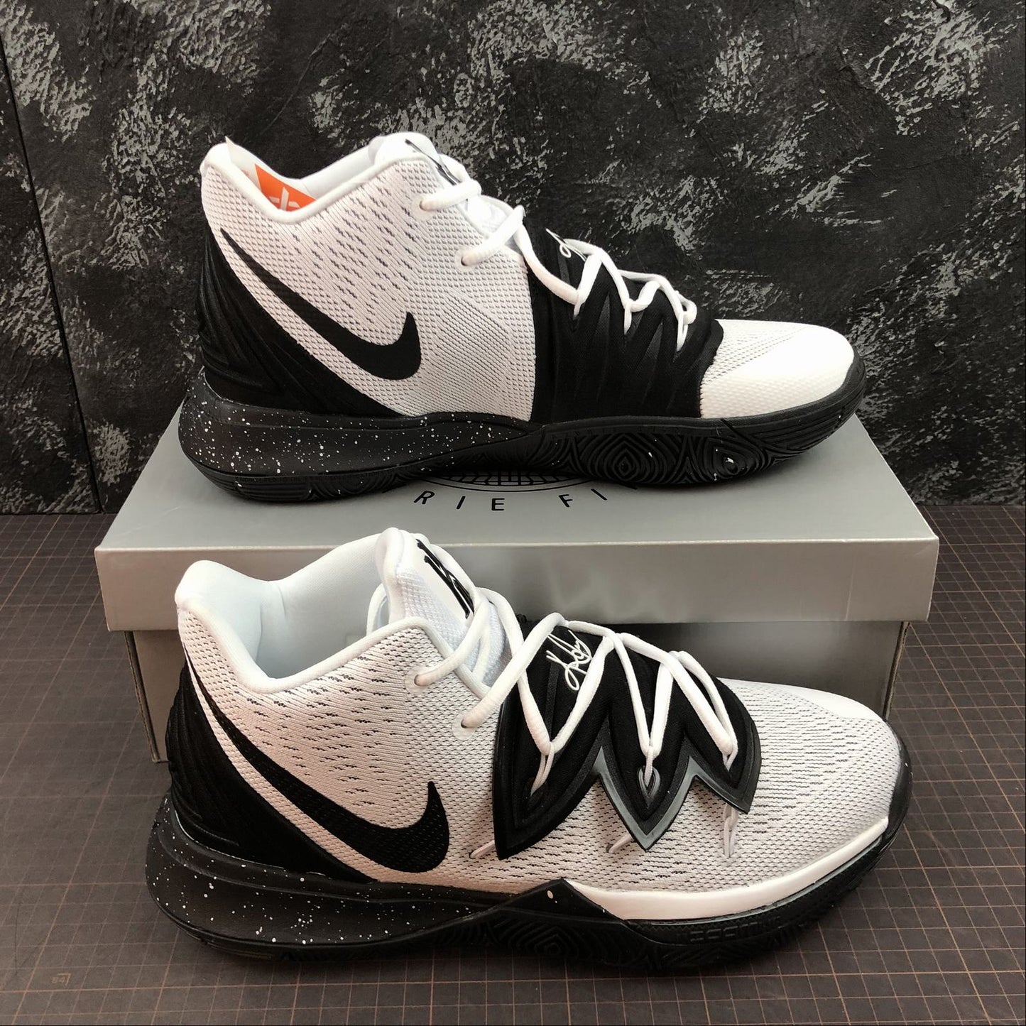 Tênis Nike Kyrie 5