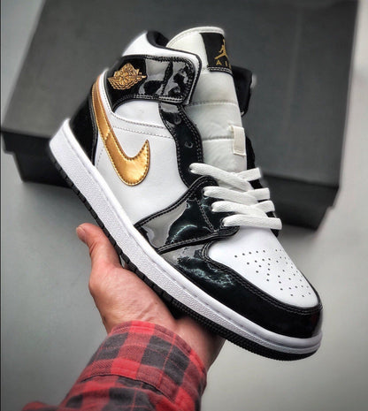 Tênis Nike Air Jordan 1