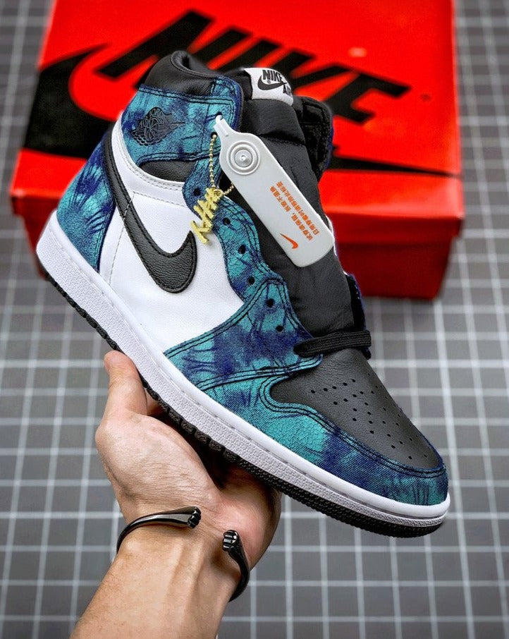 Tênis Nike Air Jordan 1