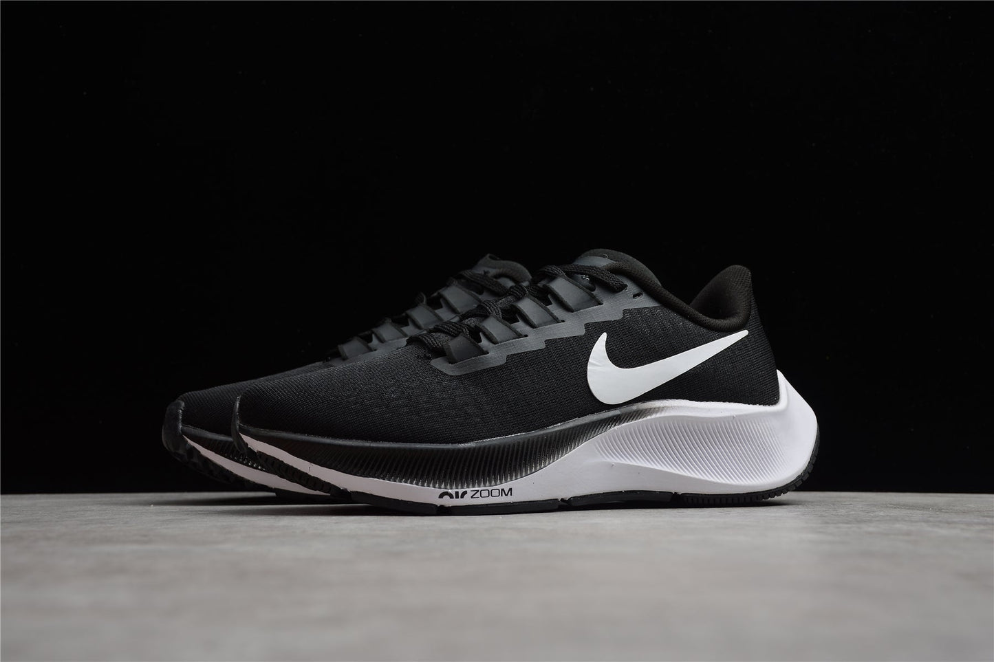 Nike Air Zoom Pegasus 37