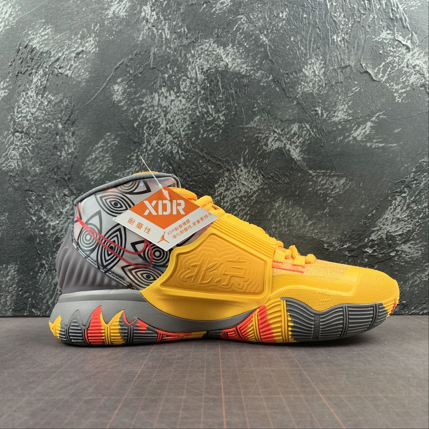 Tênis Nike Kyrie 6