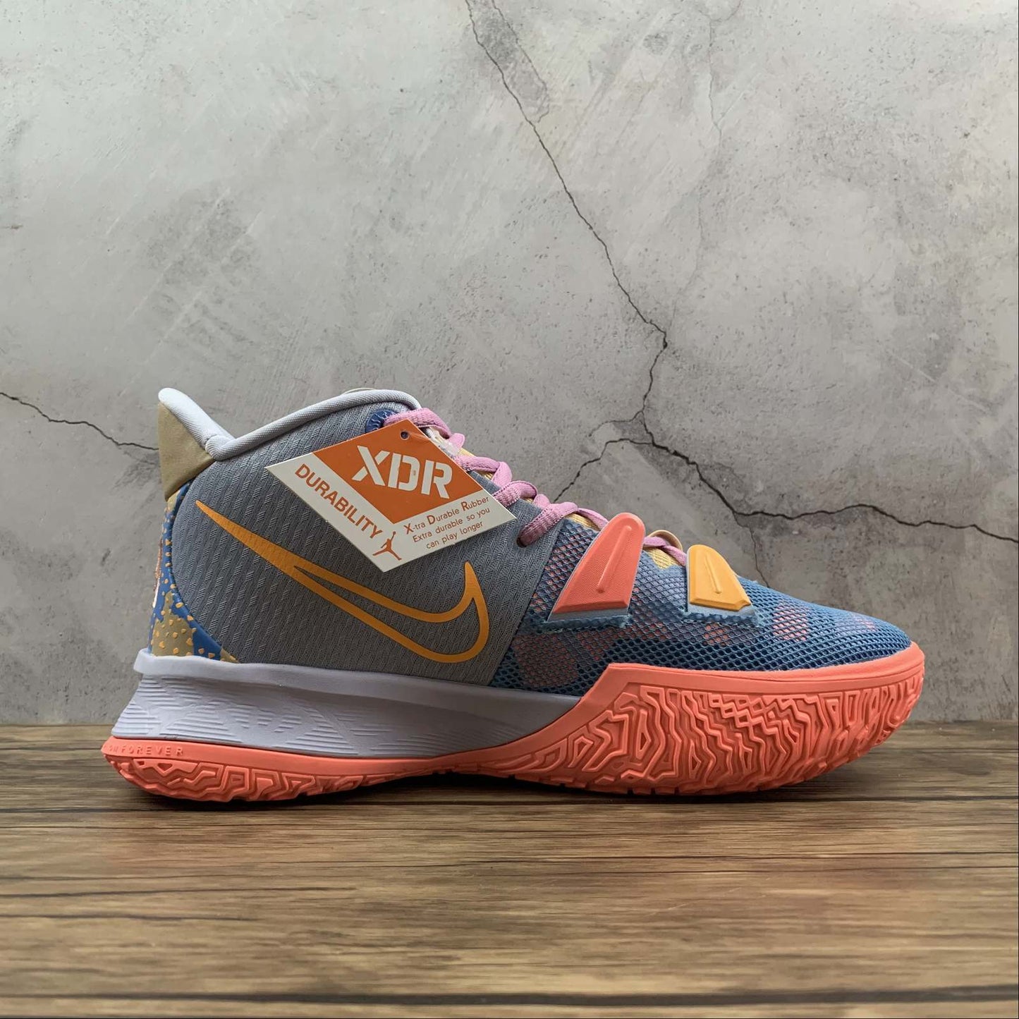 Tênis Nike Kyrie 7