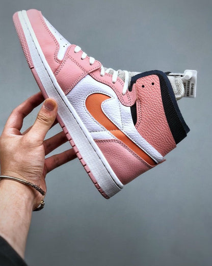 Tênis Nike Air Jordan 1