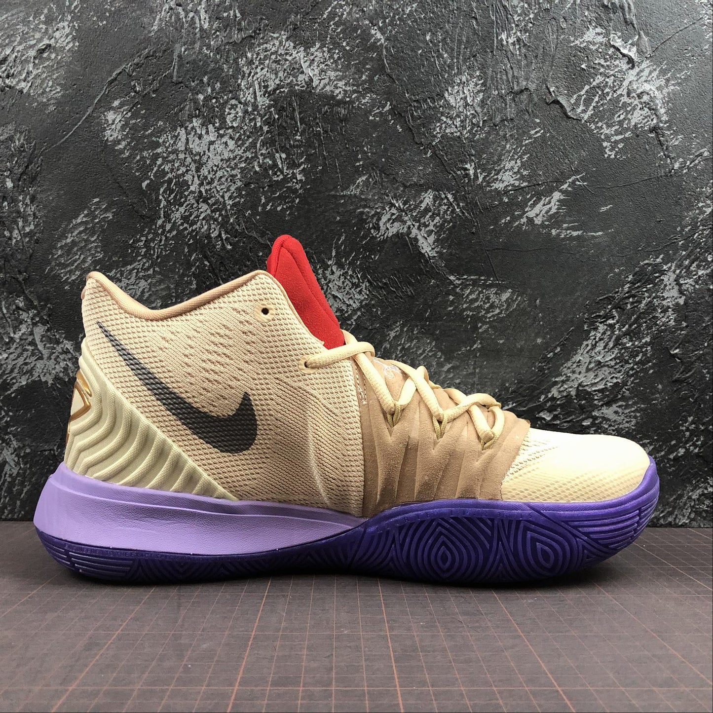 Tênis Nike Kyrie 5