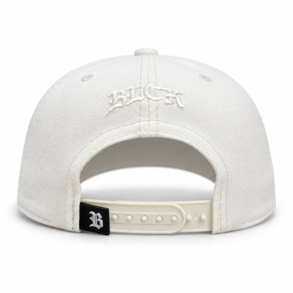 Quepis Snapback - Off White Locked