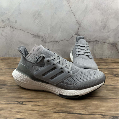 Tênis Ultra Boost 21