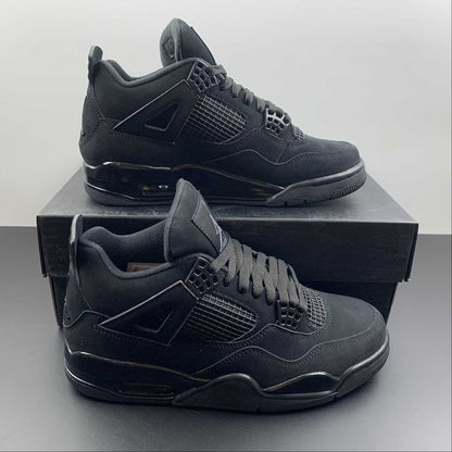 Tênis Nike Air Jordan 4 Retro