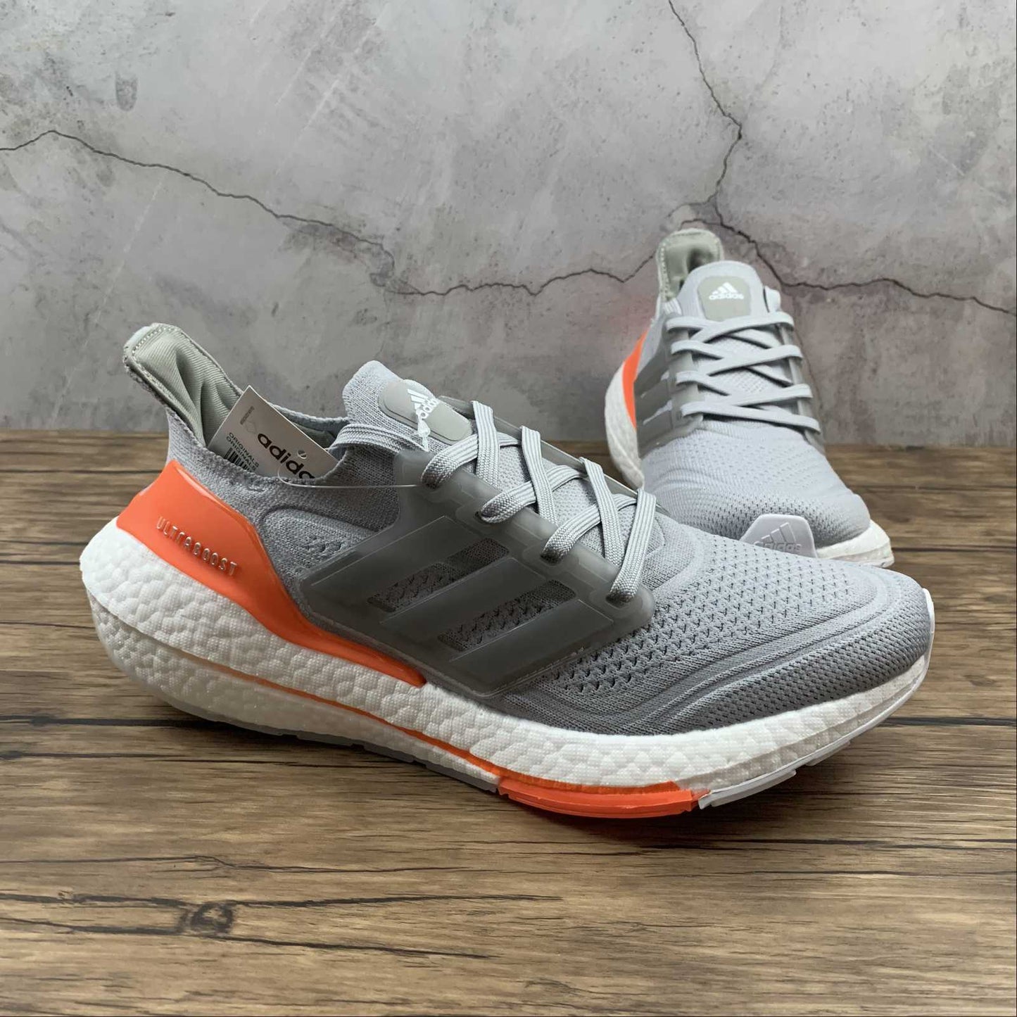 Tênis Ultra Boost 21