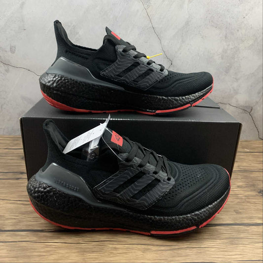 Tênis Ultra Boost 21