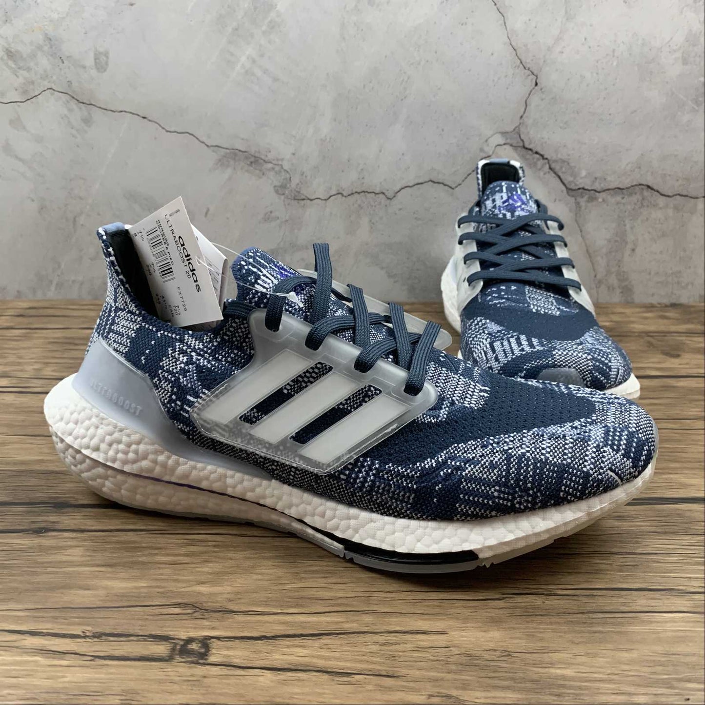 Tênis Ultra Boost 21