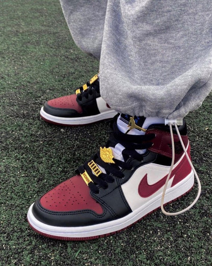 Tênis Nike Air Jordan 1