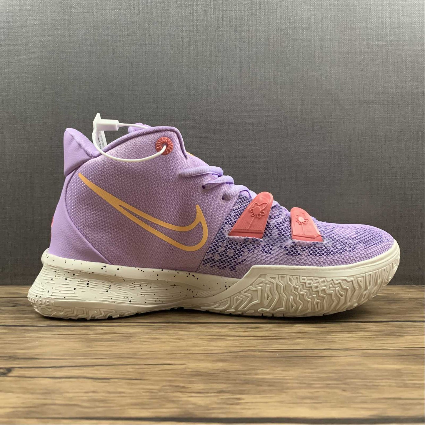 Tênis Nike Kyrie 7