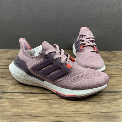 Tênis Ultra Boost 22