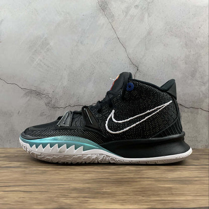 Tênis Nike Kyrie 7