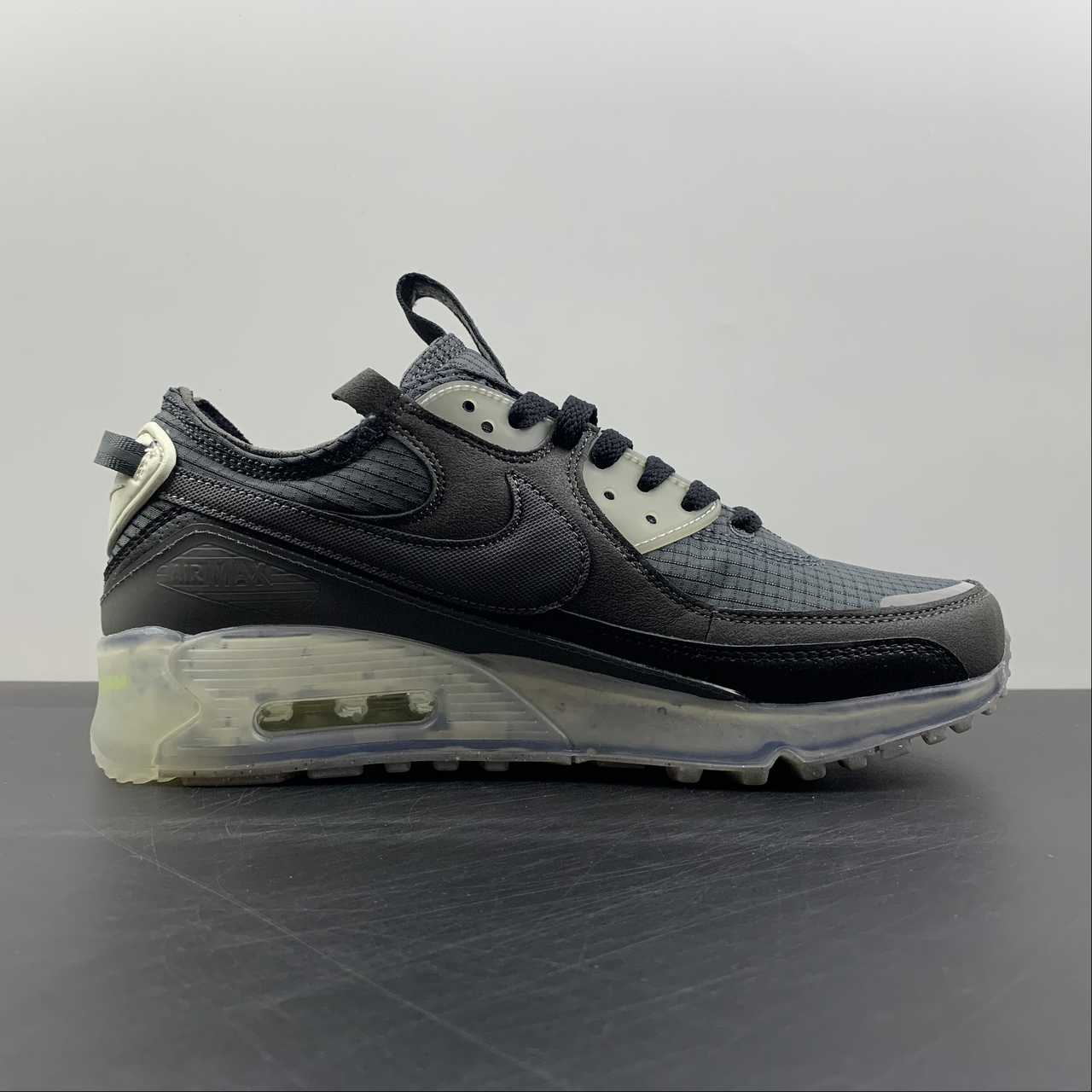 Tênis Nike Air Max Terrascape 90