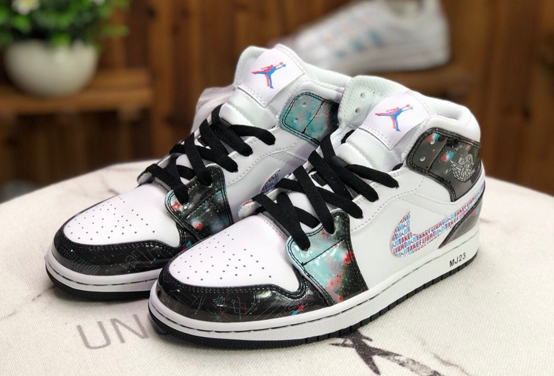 Tênis Nike Air Jordan 1