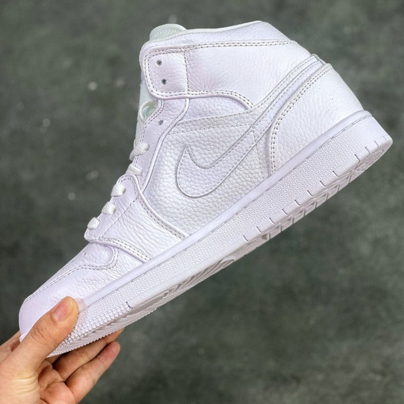 Tênis Nike Air Jordan 1