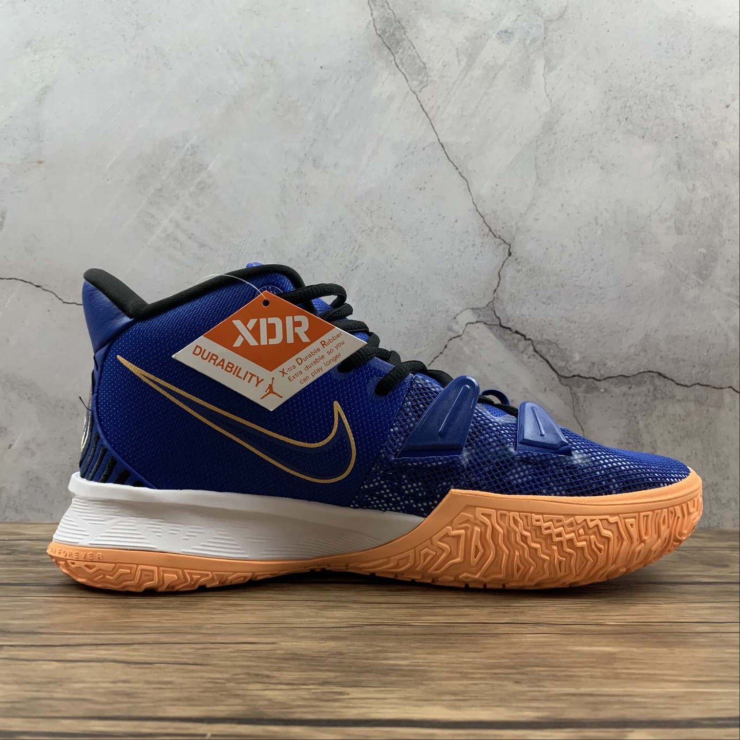 Tênis Nike Kyrie 7