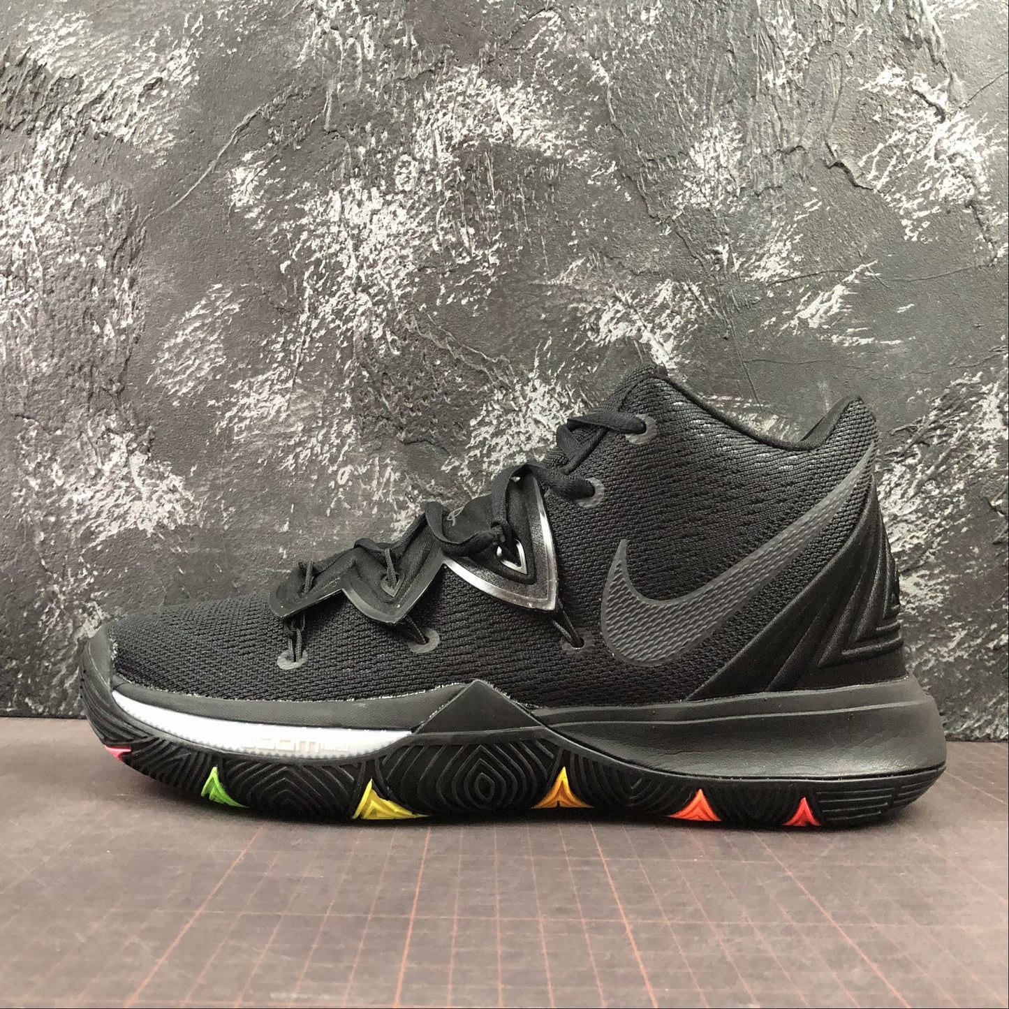 Tênis Nike Kyrie 5