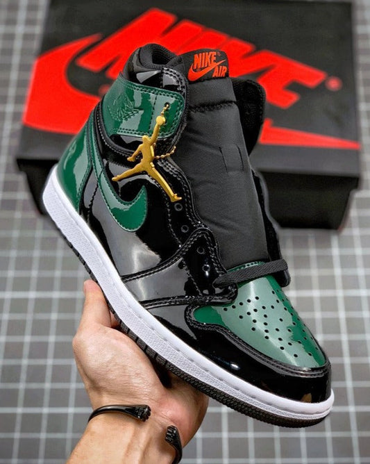 Tênis Nike Air Jordan 1