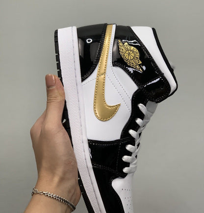 Tênis Nike Air Jordan 1