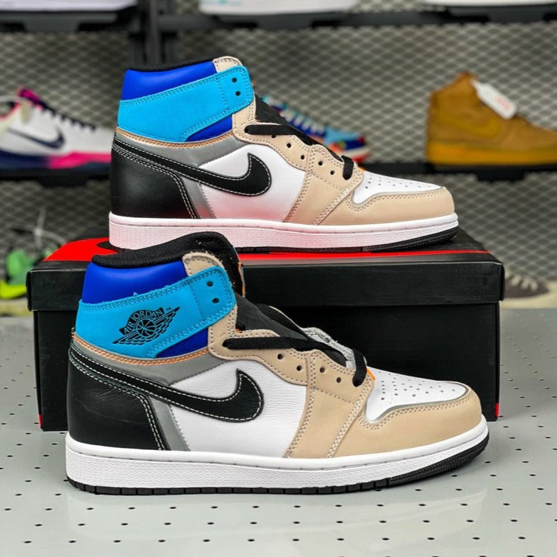 Tênis Nike Air Jordan 1