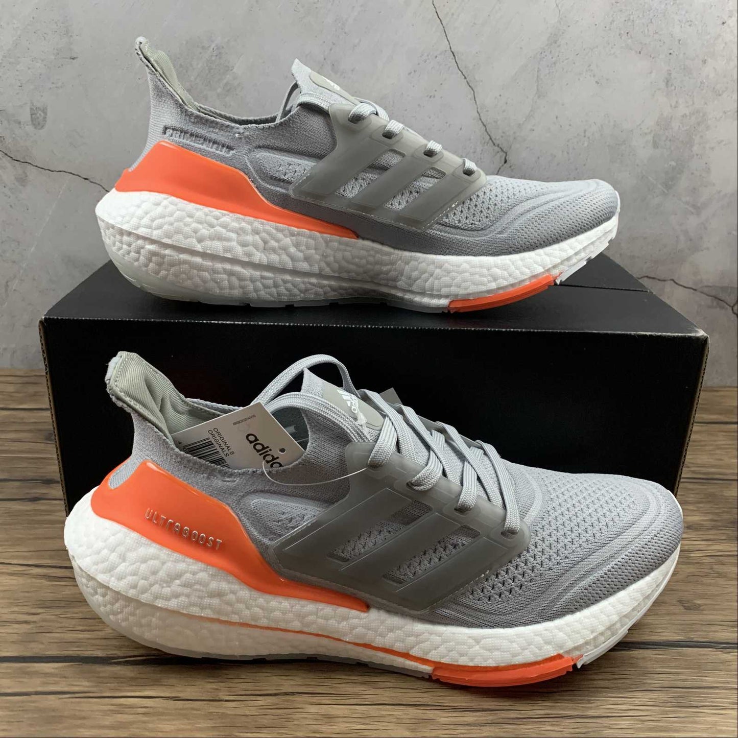 Tênis Ultra Boost 21