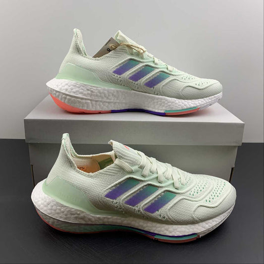 Tênis Ultra Boost 22