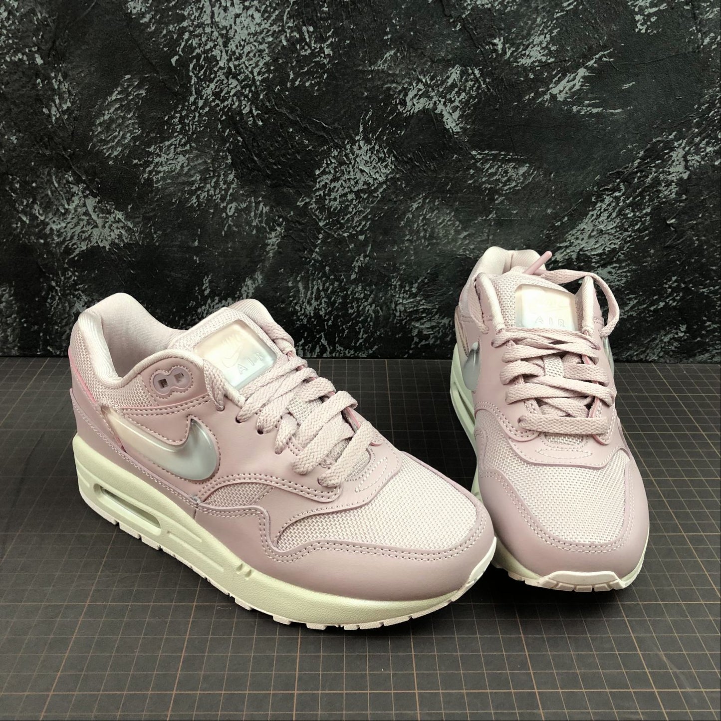 Tênis Nike Air Max 1