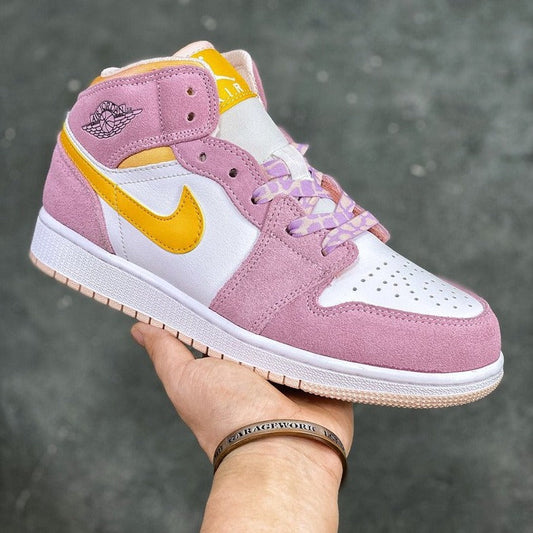 Tênis Nike Air Jordan 1