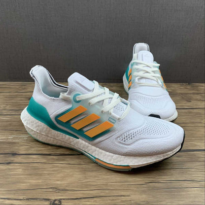 Tênis Ultra Boost 22