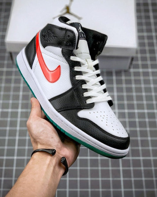 Tênis Nike Air Jordan 1