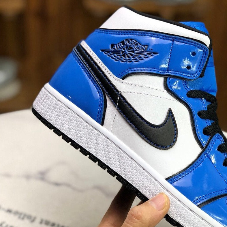 Tênis Nike Air Jordan 1