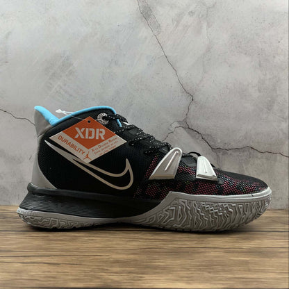 Tênis Nike Kyrie 7