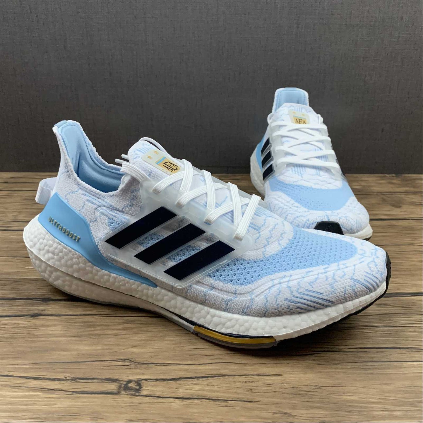 Tênis Ultra Boost 21