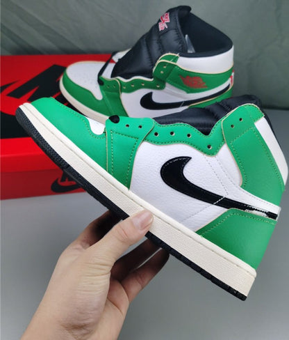 Tênis Nike Air Jordan 1