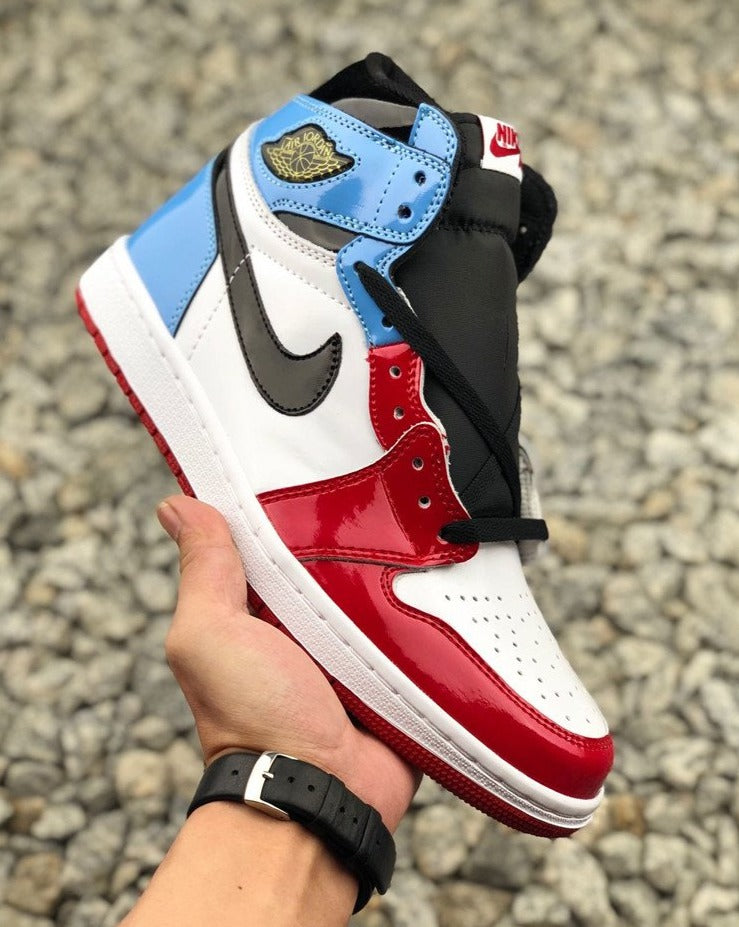 Tênis Nike Air Jordan 1