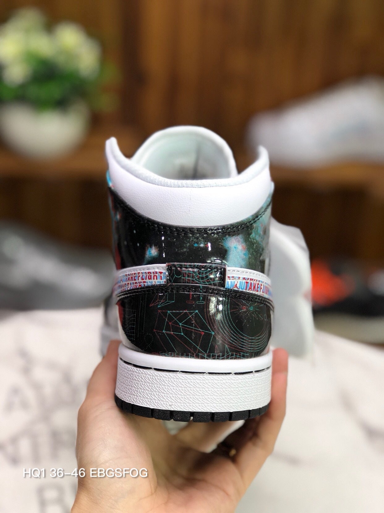 Tênis Nike Air Jordan 1