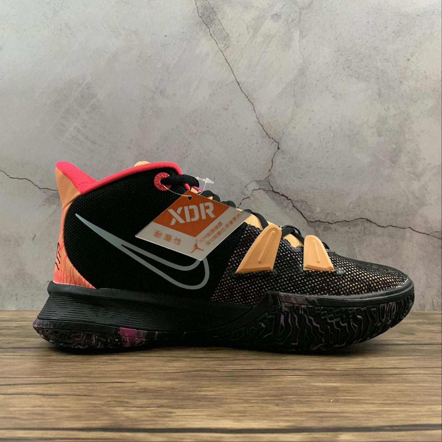 Tênis Nike Kyrie 7